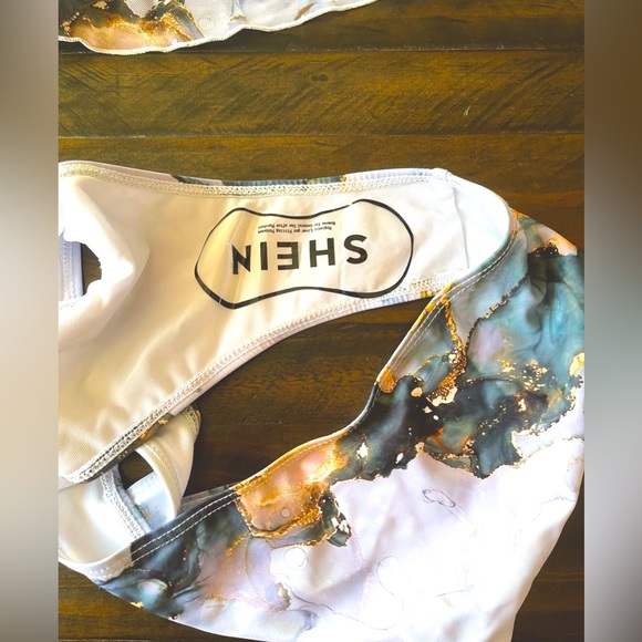 Shein 3 piece Marble Print Bikini Swimsuit with Beach Skirt NWT - Picture 15 of 17